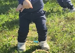 chłopiec podczas ćwiczenia