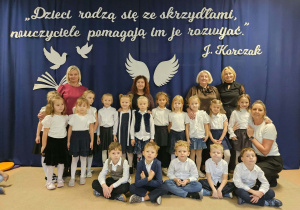 Zdjęcie grupowe Sówek.