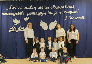 Zdjęcie grupowe Krasnali.