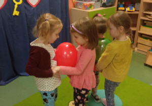 Zabawy z balonem