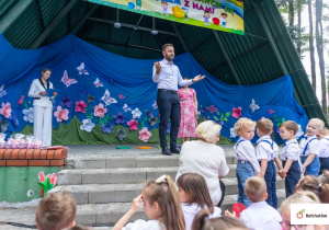 Pan prezydent wita społeczność przedszkola