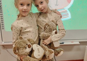 dziewczynki z misiami