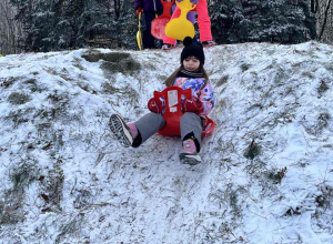 Zimowe zabawy na śniegu