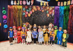 Grupowe zdjęcie misiów